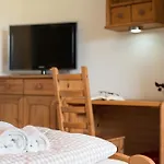 Hotel Nige Hus