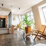 Henri Hotel Hamburg Downtown