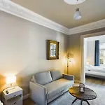 Art Apartments