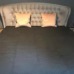 Nikolai Suite