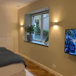 Cozy Apartment In New Building