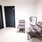Hh 06 By Rockchair - Superhost Status - Modernes Apartment Mit Sonnigem Balkon & Premium Boxspringbetten In Winterhude - Hamburg Top Geheimtipp