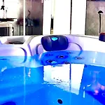 Whirlstudio Vibe