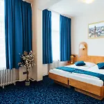 Steens Hotel