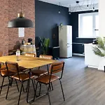 Casa Miro Apartments - Hamburg City Center