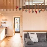 Wohnlich, Hochwertig - Hausboot Petite Mit Kamin