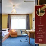 Hotel Elbinsel Free Parking