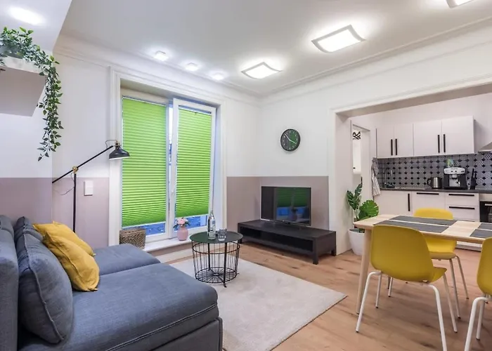 Charming Apartment In Prime Location