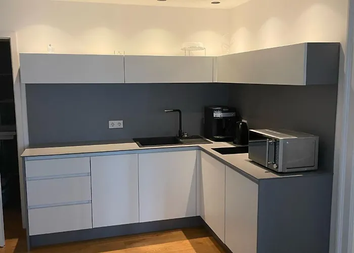 Eine Kleine Gemuetliche Wohnung