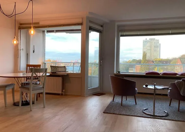 Harbour View Charming Apartment