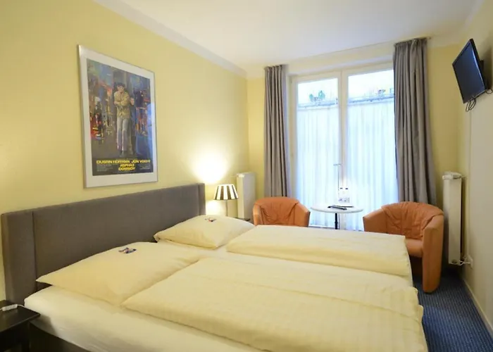 ALPHA Hotel Garni