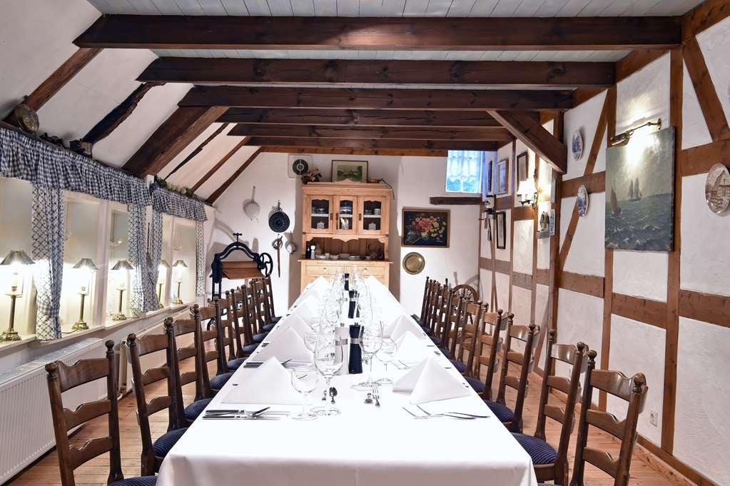 Kleinhuis Mellingburger Schleuse 4* Hamburg