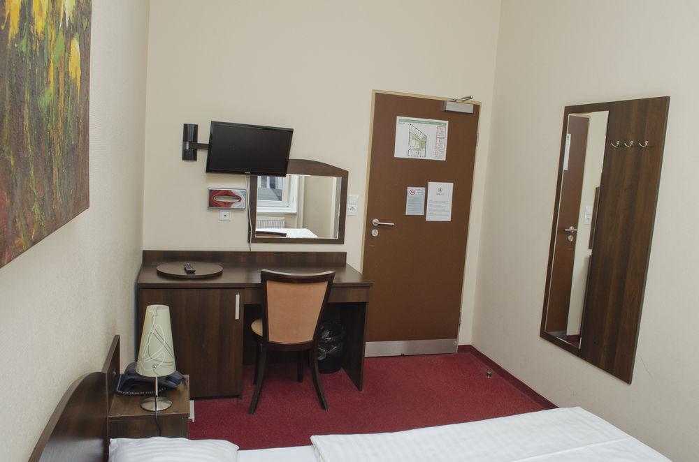 Hotel Polo Am Zob Hamburgo
