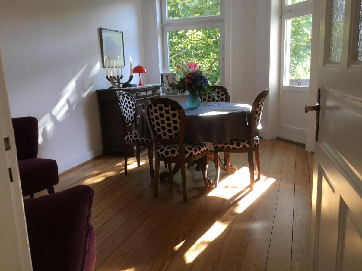 Bed & Breakfast Center Island *