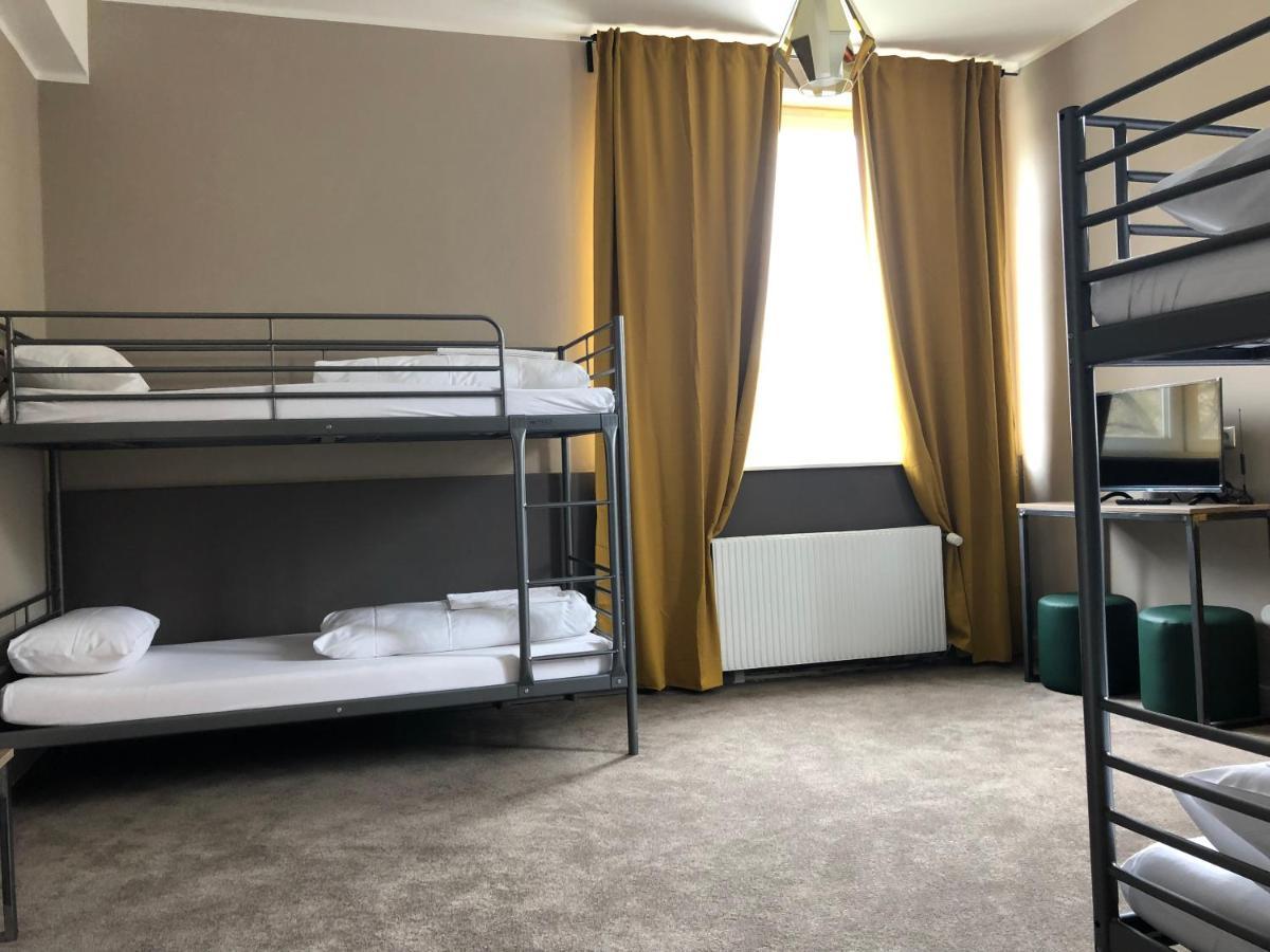 Goldhostel