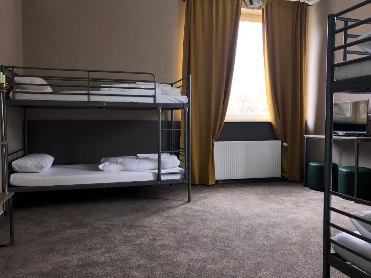Goldhostel Hostel *