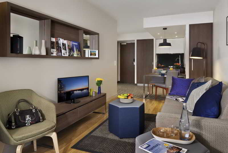 Citadines Michel 4*