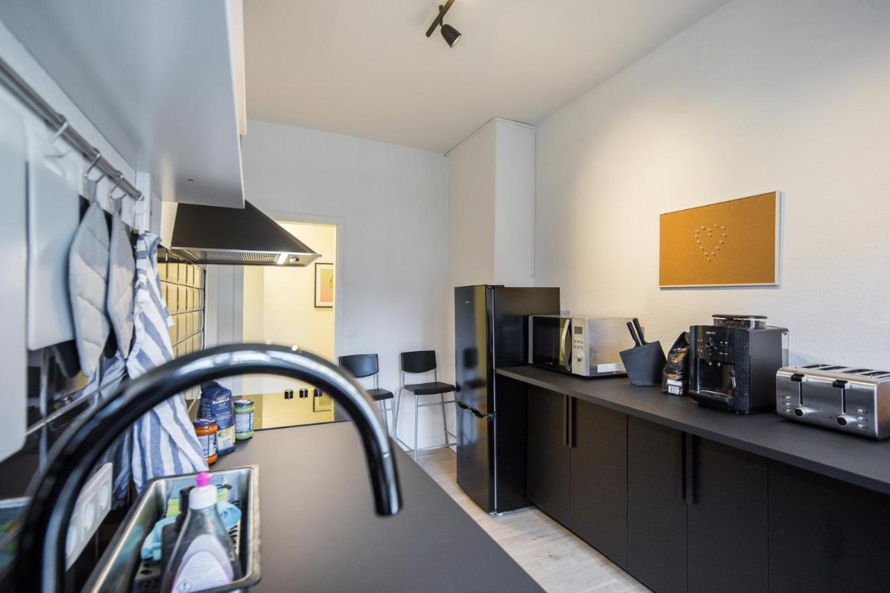 Apartment Spacious 2 Bedroom Close To Stadtpark *