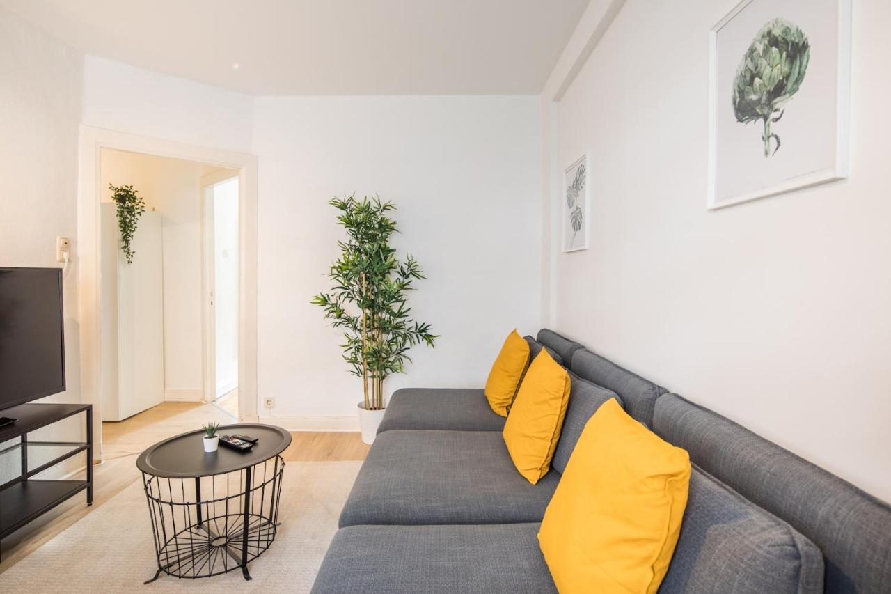Stylish 2 +new Bathroom & Kitchen Apartment Hamburg