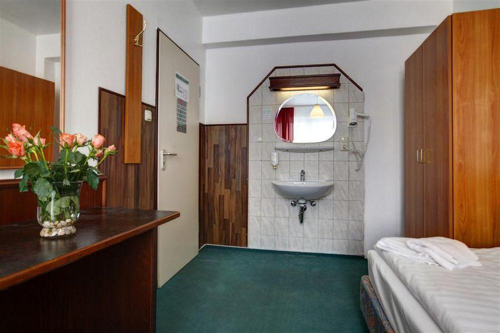 Itm An Der Bille Guest house