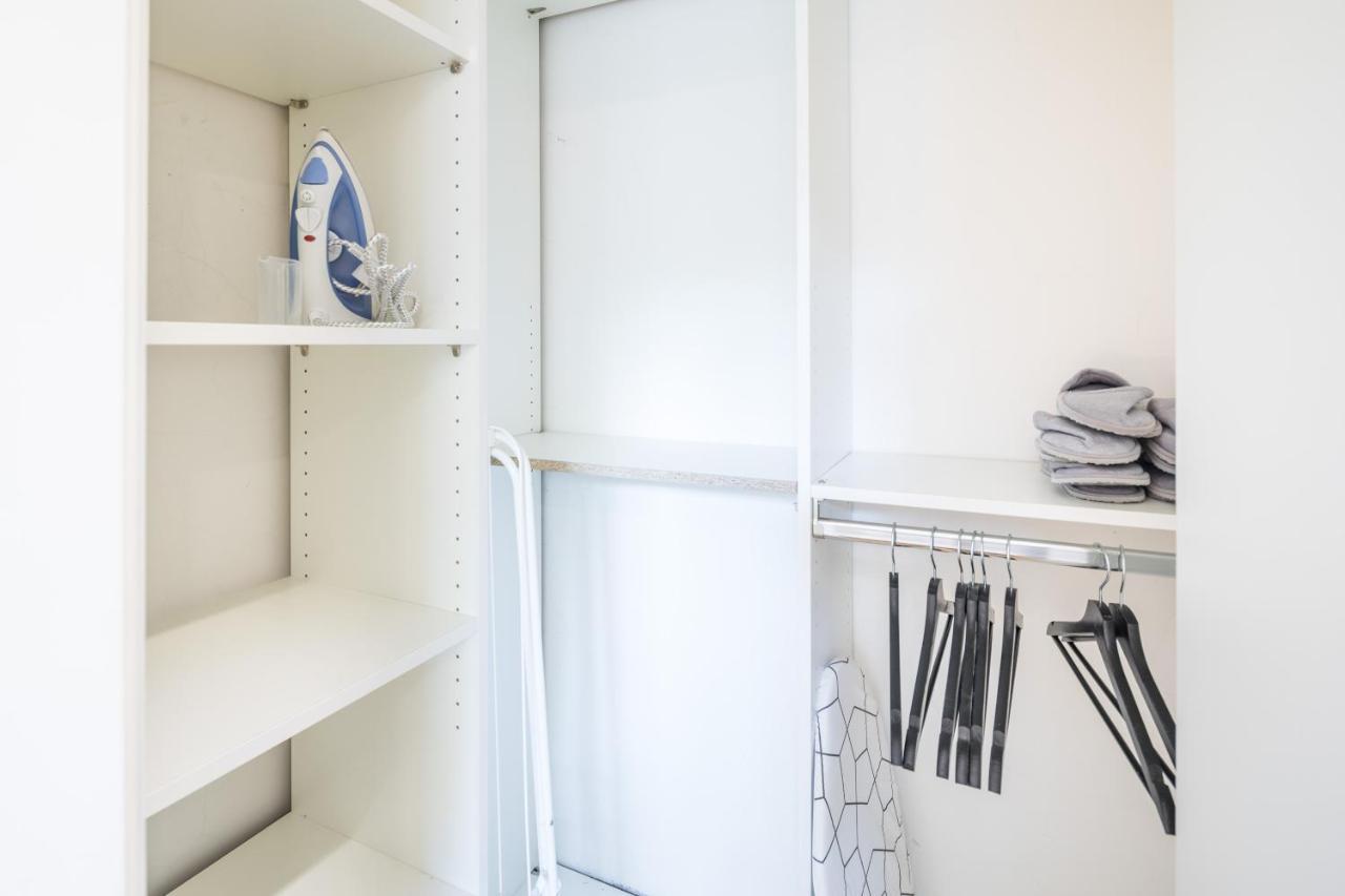 Appartement Generous Family-apartment With Two Seperate Bedrooms Close To The U-bahn