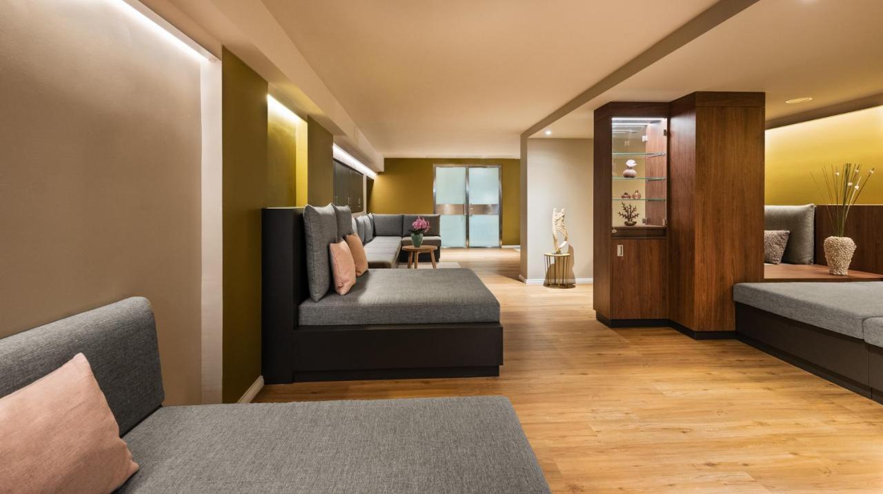 Residences At Park Hyatt 5*