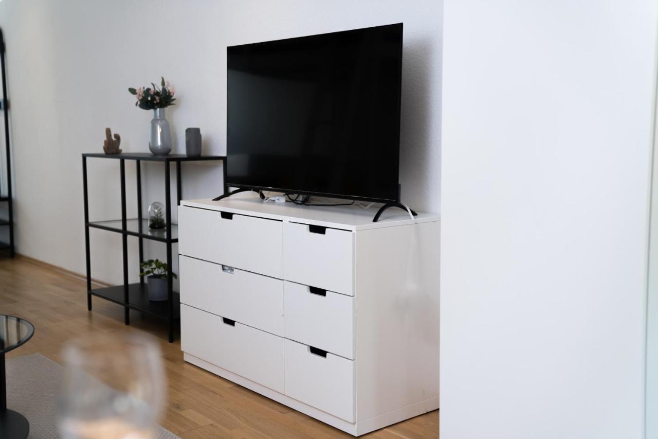 Apartment 122 Friedrichebert85 X *