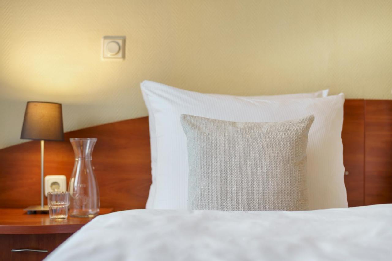 Hotel Novum Kronprinz Hauptbahnhof 3*