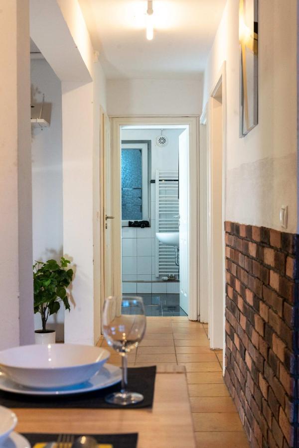 Apartment Spacious In Urban Location