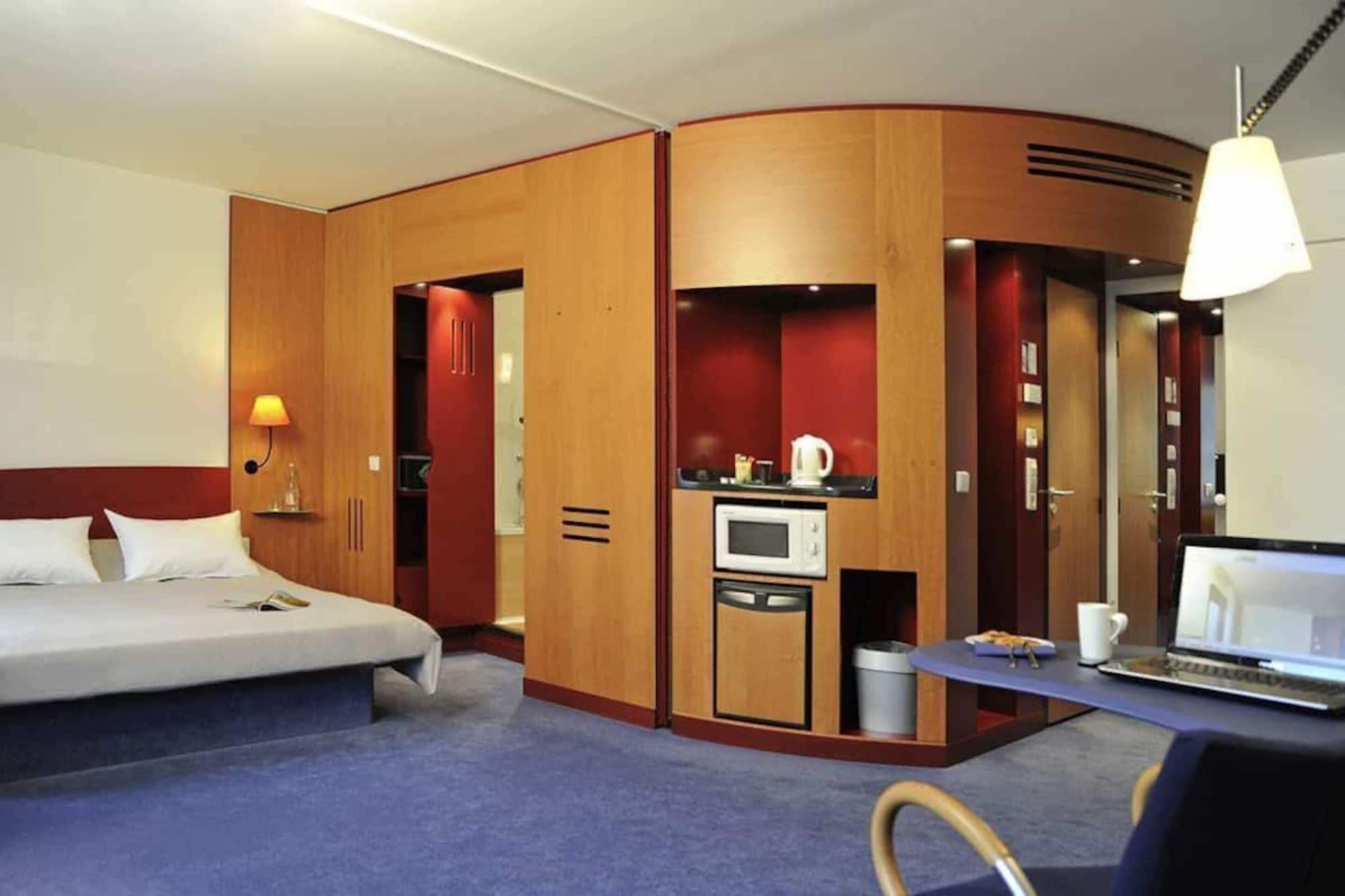 Novotel Hotel