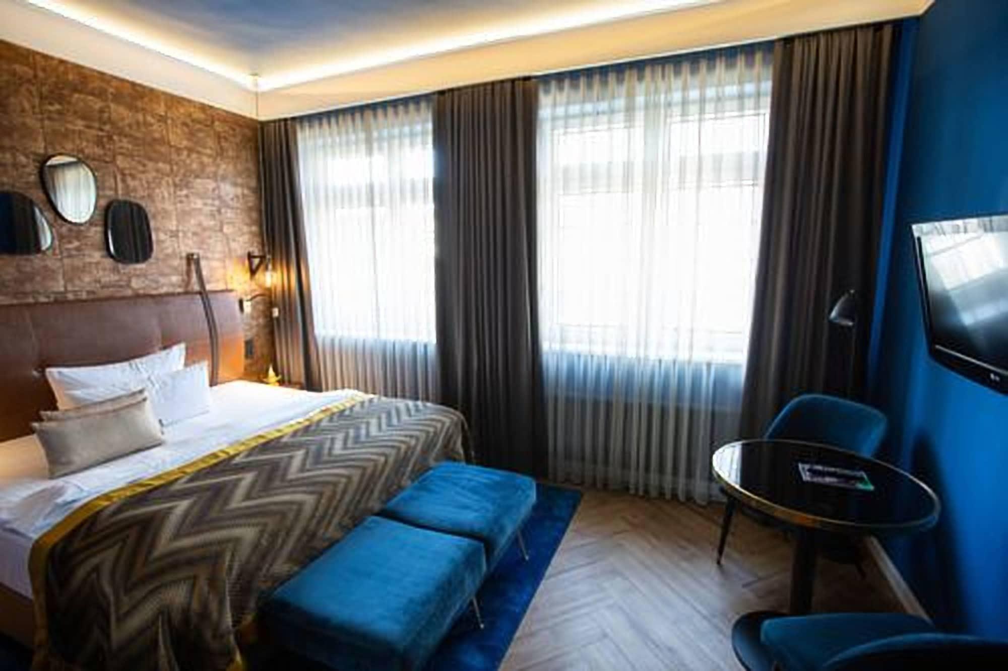 Hotel Boutique Poppenbütteler Hof 4*