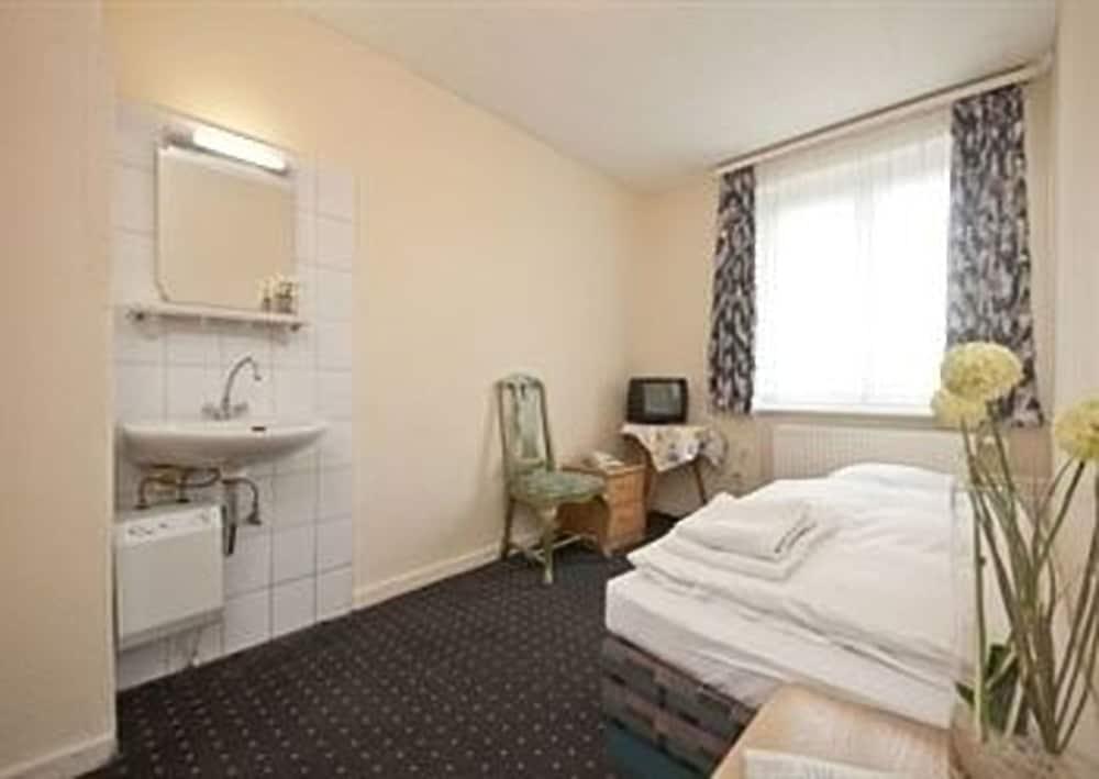 Wikinger Hof 3* Hamburg