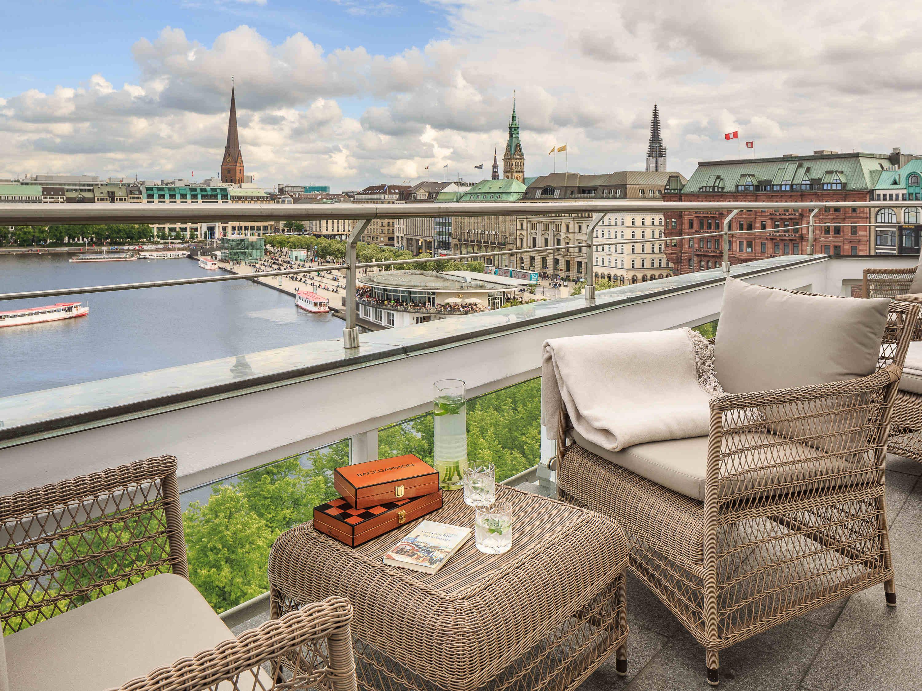 Fairmont Vier Jahreszeiten Hotel Hamburg