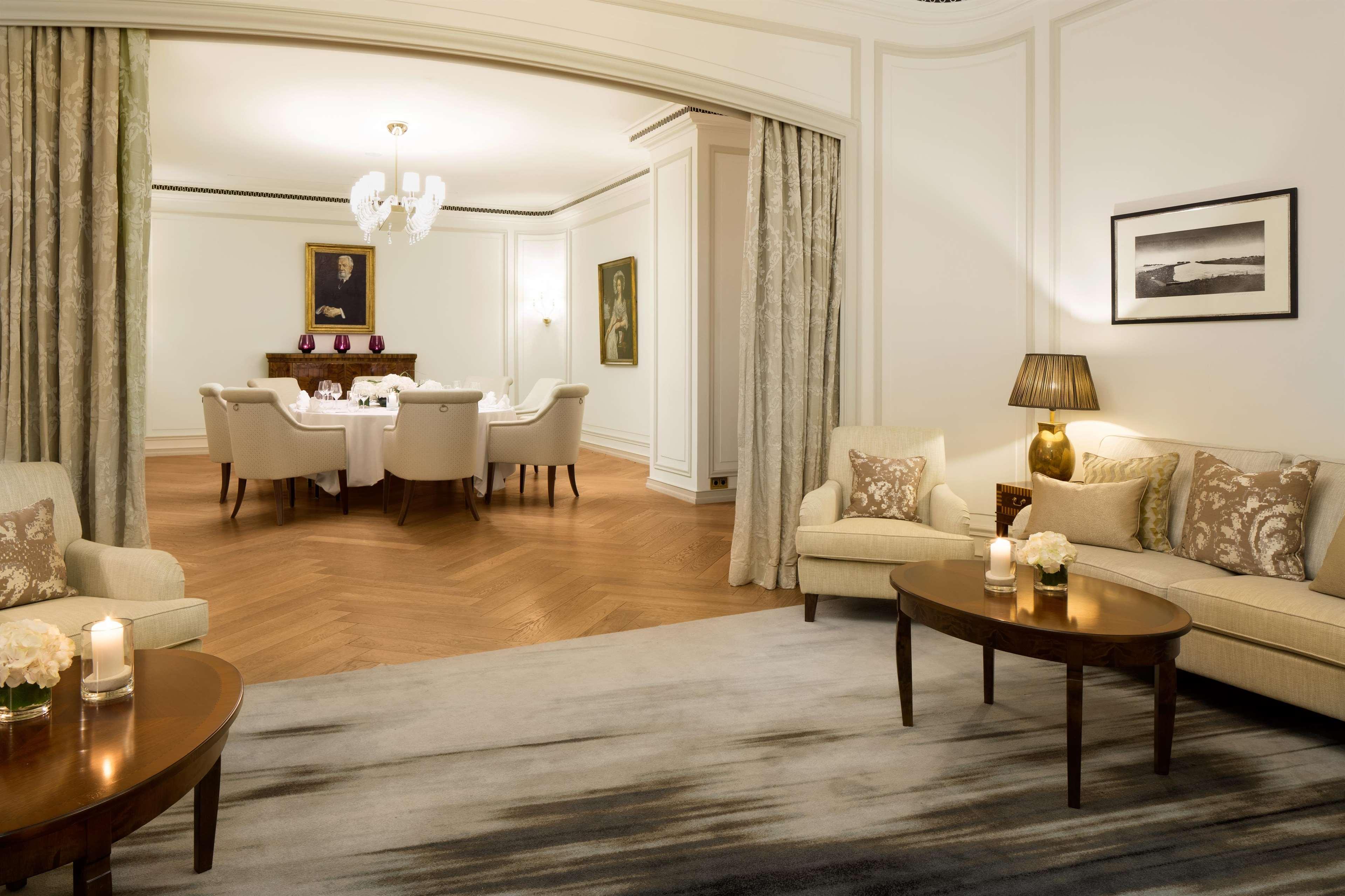 Hotel Fairmont Vier Jahreszeiten 5*