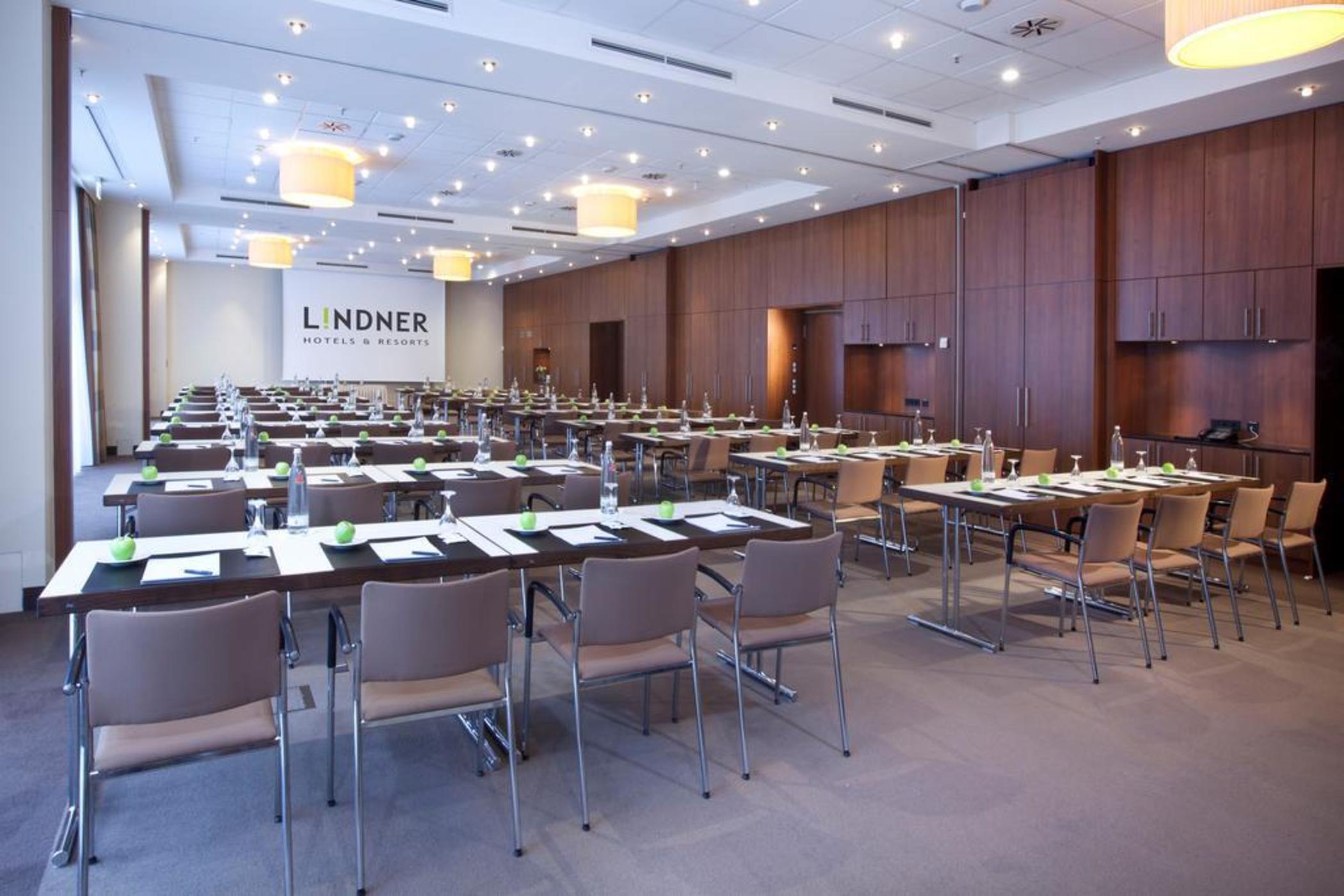 Hotel Lindner Am Michel, Part Of Jdv By Hyatt