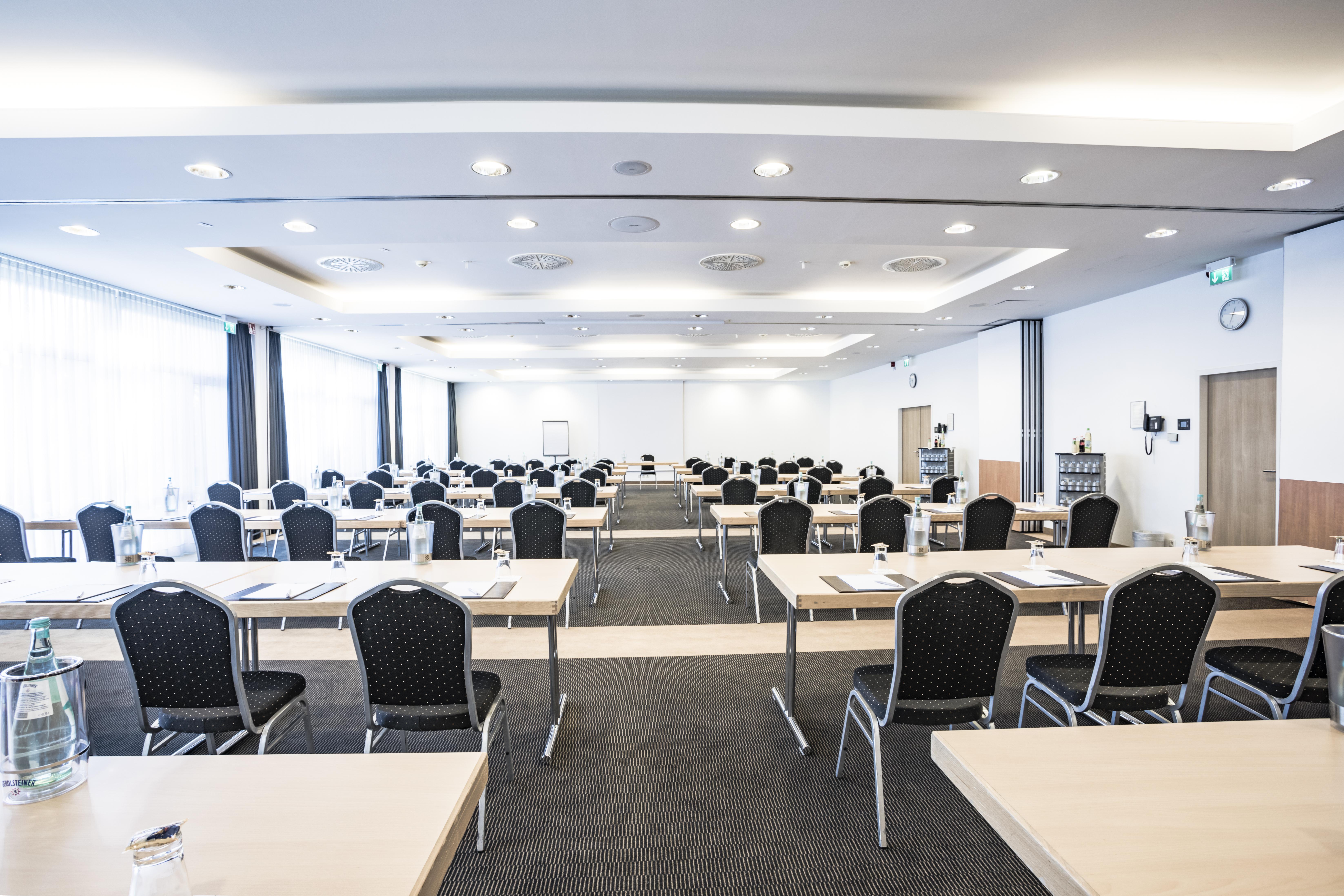Select Nord 4* Hamburg