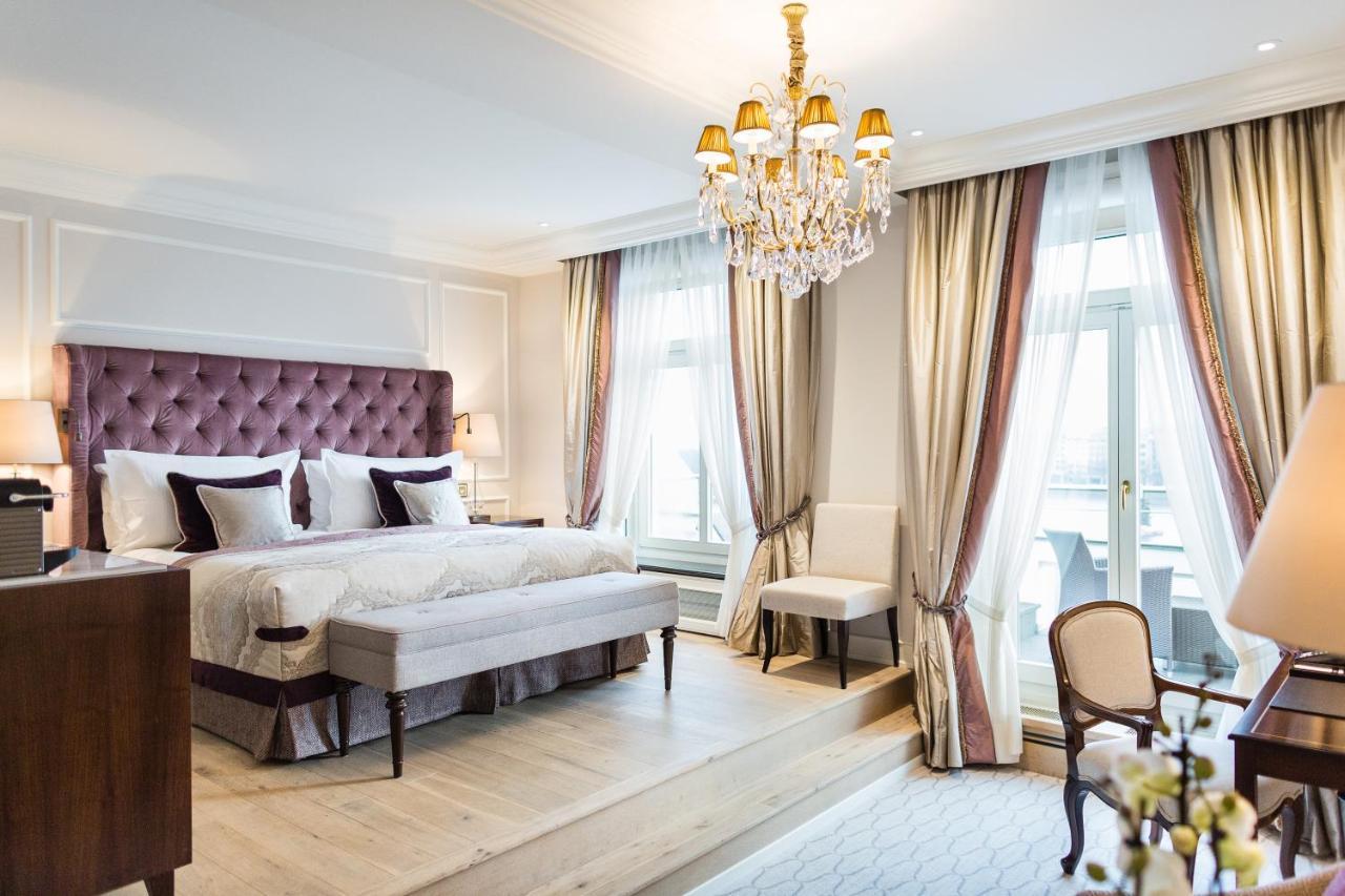 Fairmont Vier Jahreszeiten Hotel