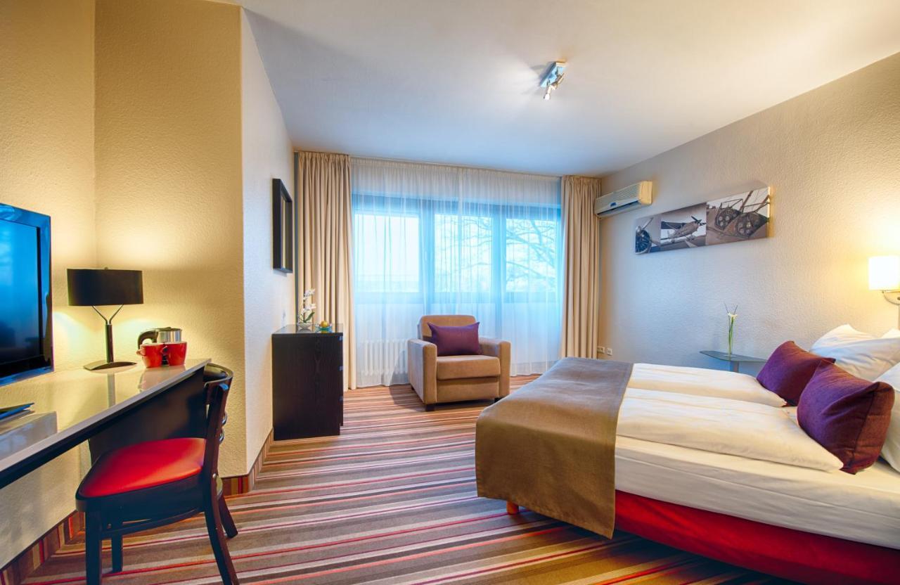 Leonardo Airport Hotel