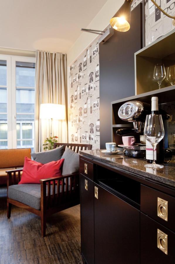 Hotel Henri Downtown