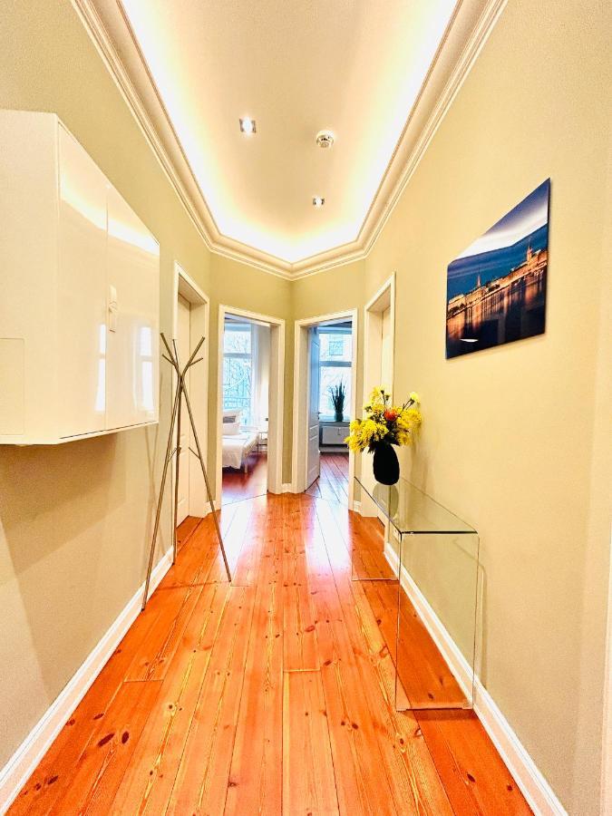 Blue Apartment's Apartment