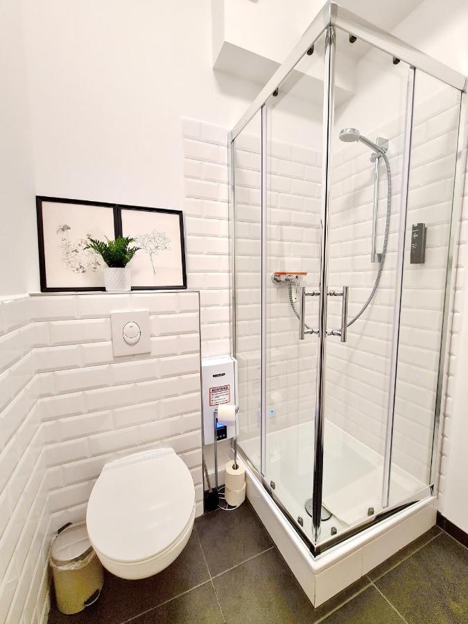 Spacious Flat Next To Goldbekkanal In Winterhude * Hamburg