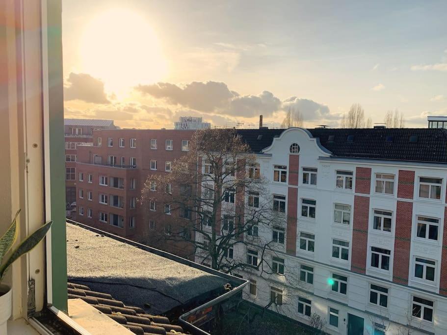 Artist Apartment, Skyline View & Breakfast Inclusive Apartamento Hamburgo