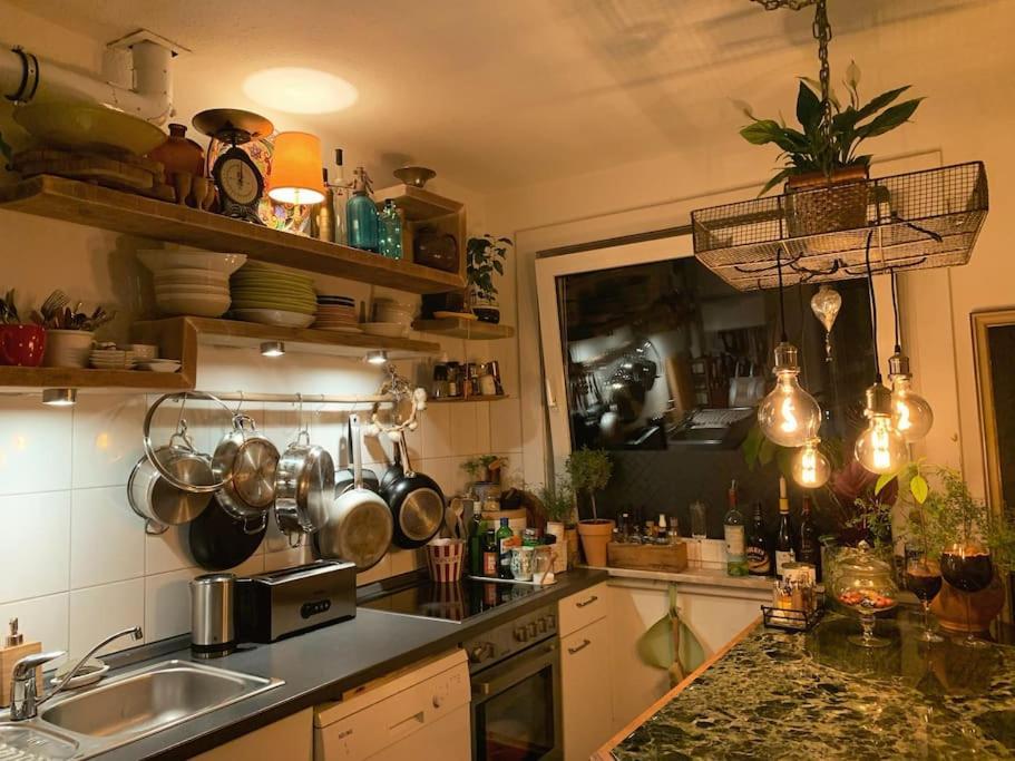 Artist Apartment, Skyline View & Breakfast Inclusive * Hamburg-Harburg