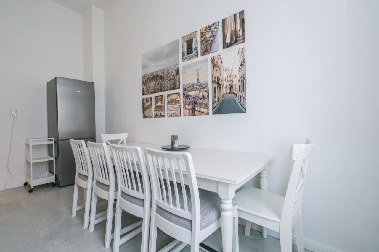 Apartment Zentral Gelegenes Premium-apartment Mit Viel Tageslicht Hamburg