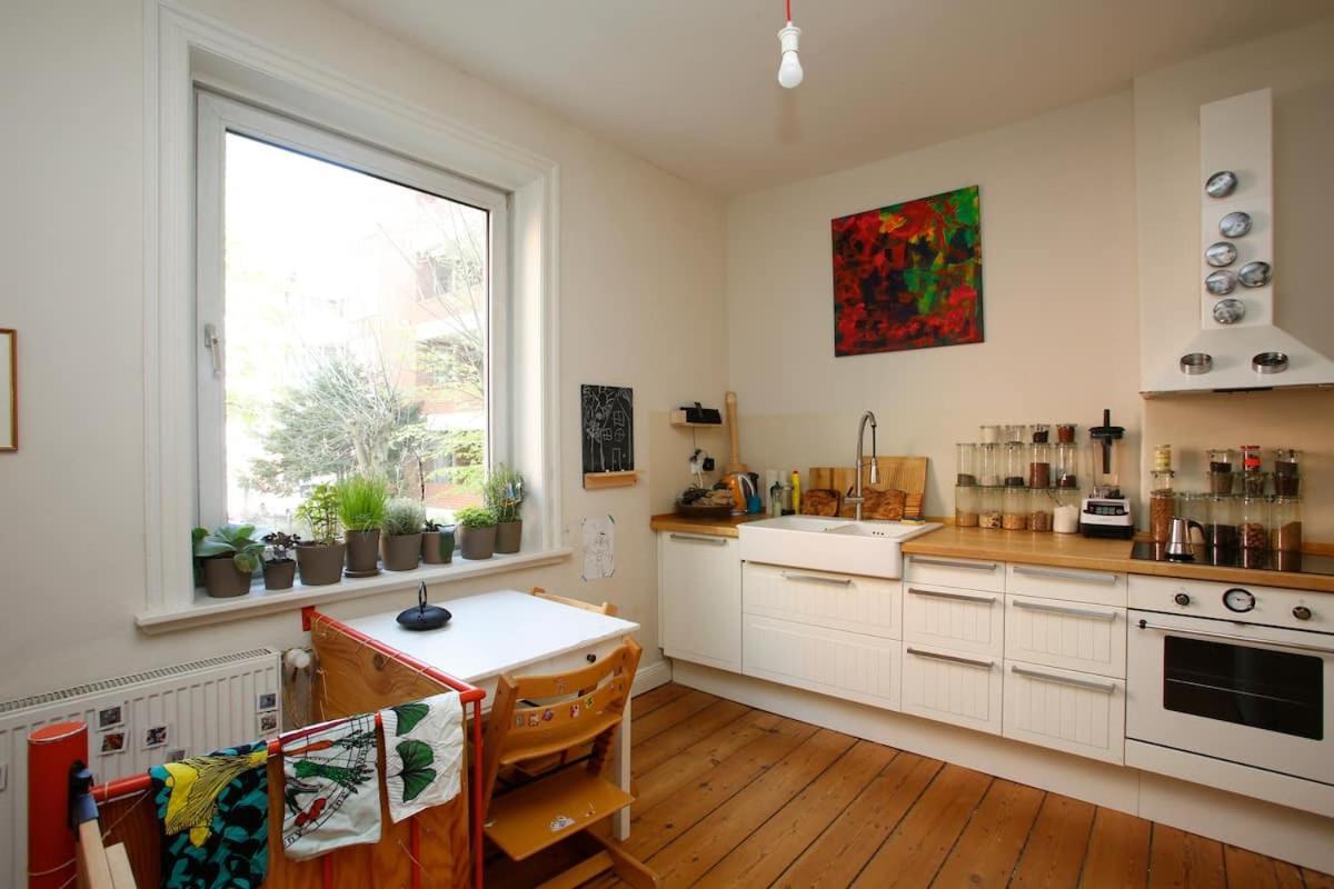 Apartment Family Friendly Funhouse Centrally Located In Ottensen Hamburg