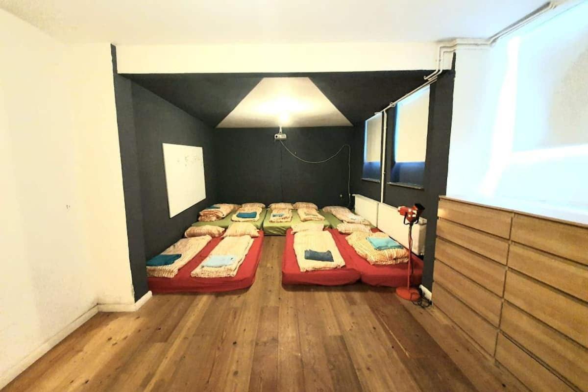 Family Friendly Funhouse Centrally Located In Ottensen * Hamburg