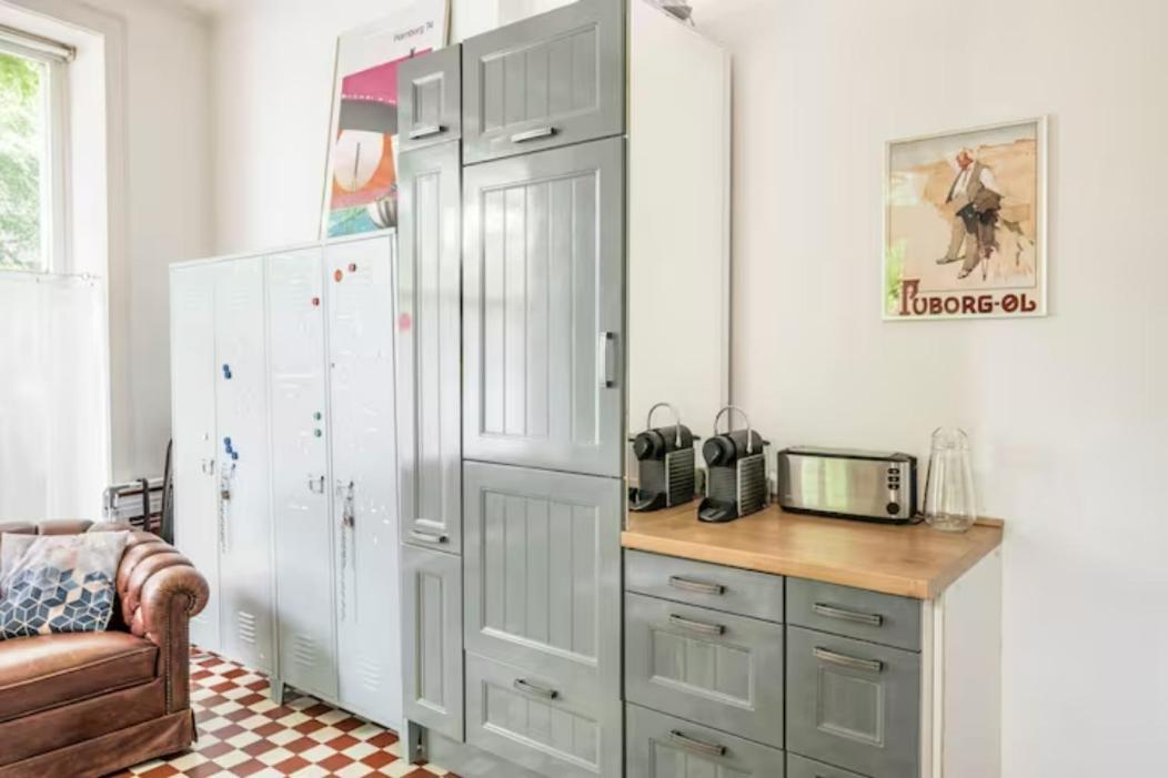 Grosszuegige Altbauwohnung In Bestlage Apartment