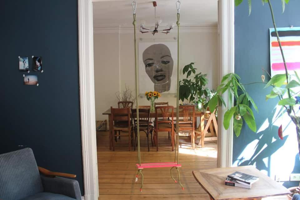 Apartment Family Friendly Funhouse Centrally Located In Ottensen