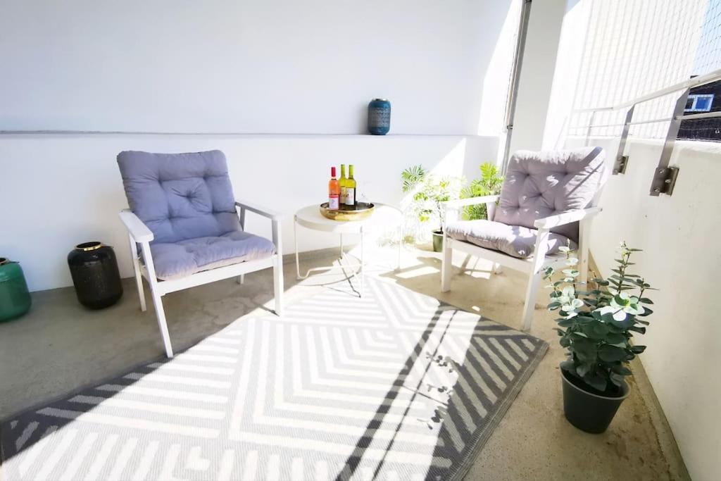 Hh 04 By Rockchair - Superhost Status - Modernes Mit Sonnigem Balkon & Premium Boxspringbetten In Winterhude - Geheimtipp * Hamburgo