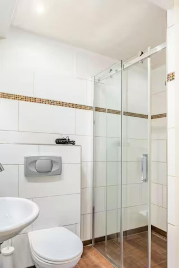 Appartement Gemuetliche 3-zkb Wc Souterrainwohnung In Bestlage Hamburg-Harburg